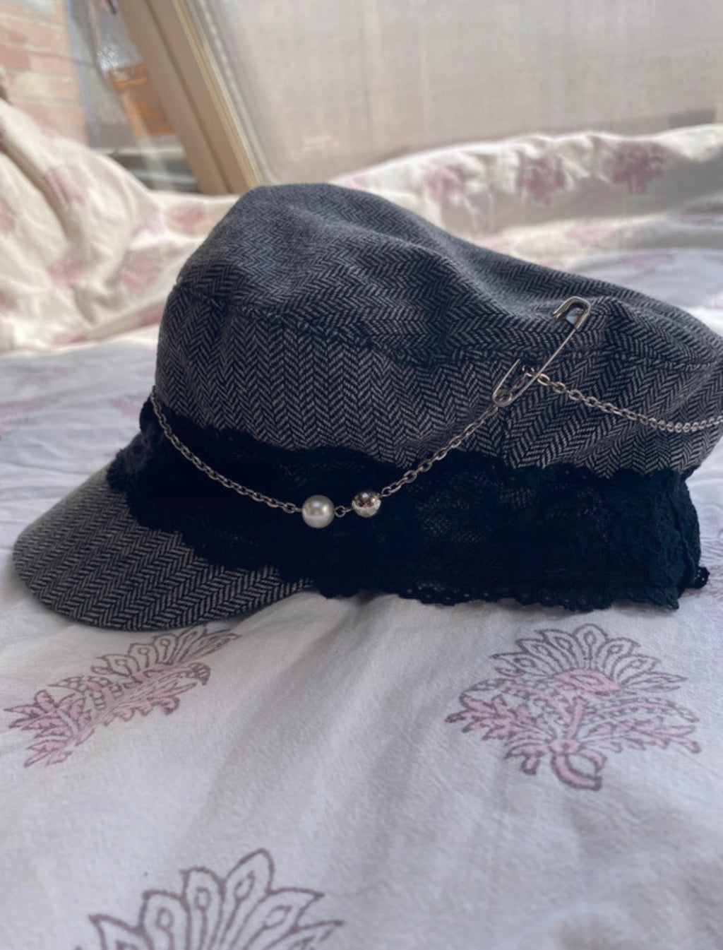 Upcycled Monsoon Herringbone Baker Boy шапка
