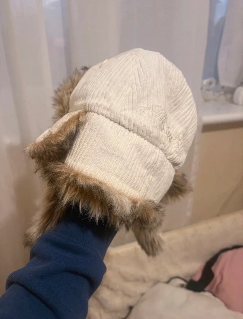 Винтидж зимна шапка Animal