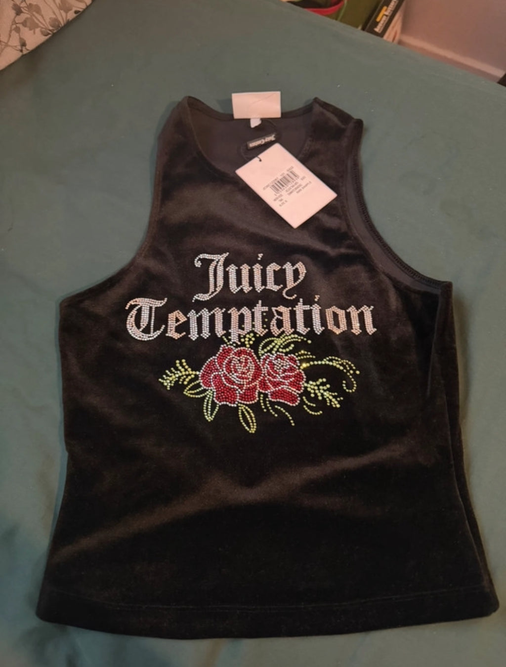 Limited edition Juicy Couture “Juicy Temptation” velvet tank top в черно