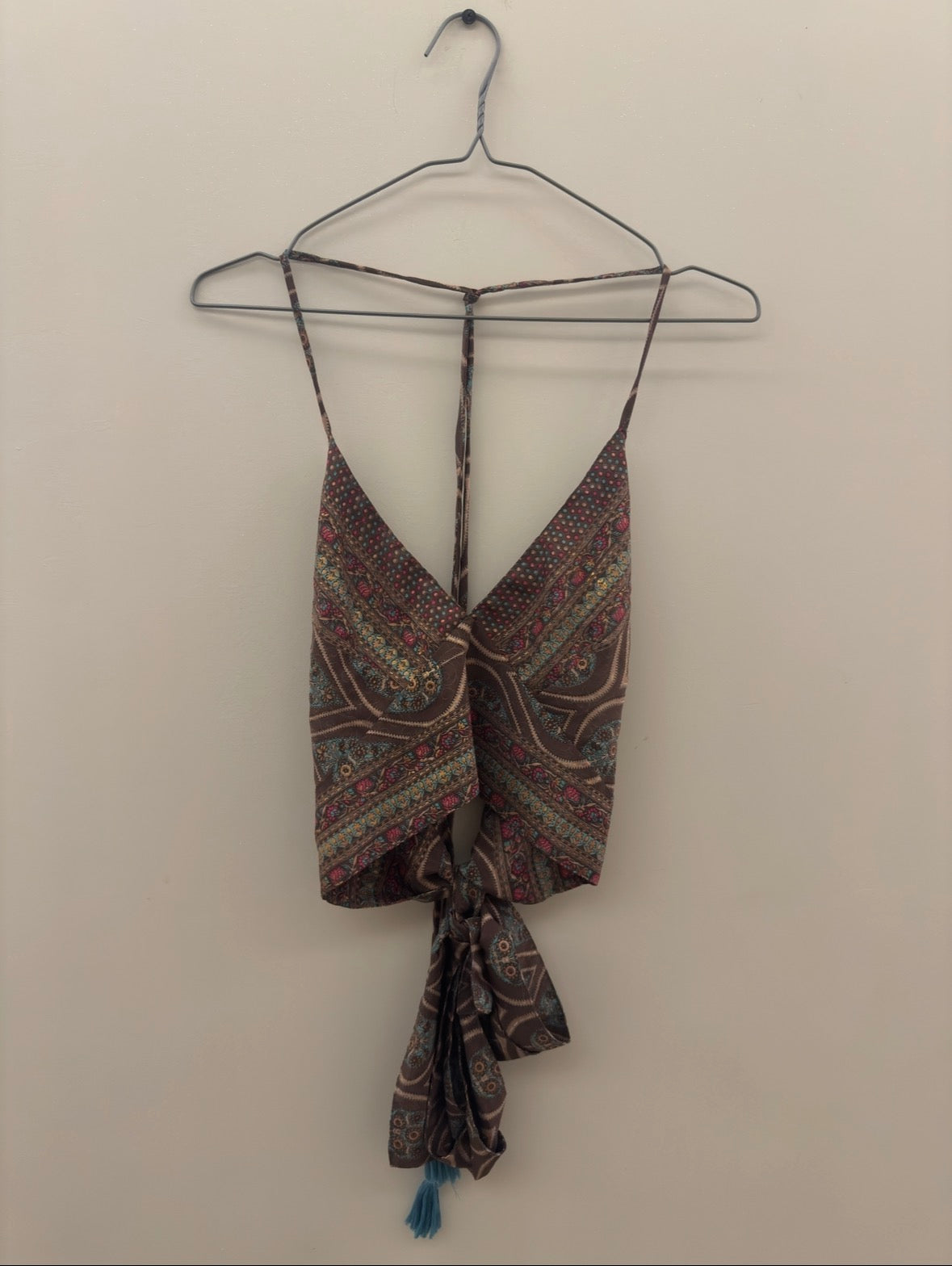Paisley копринен halter топ