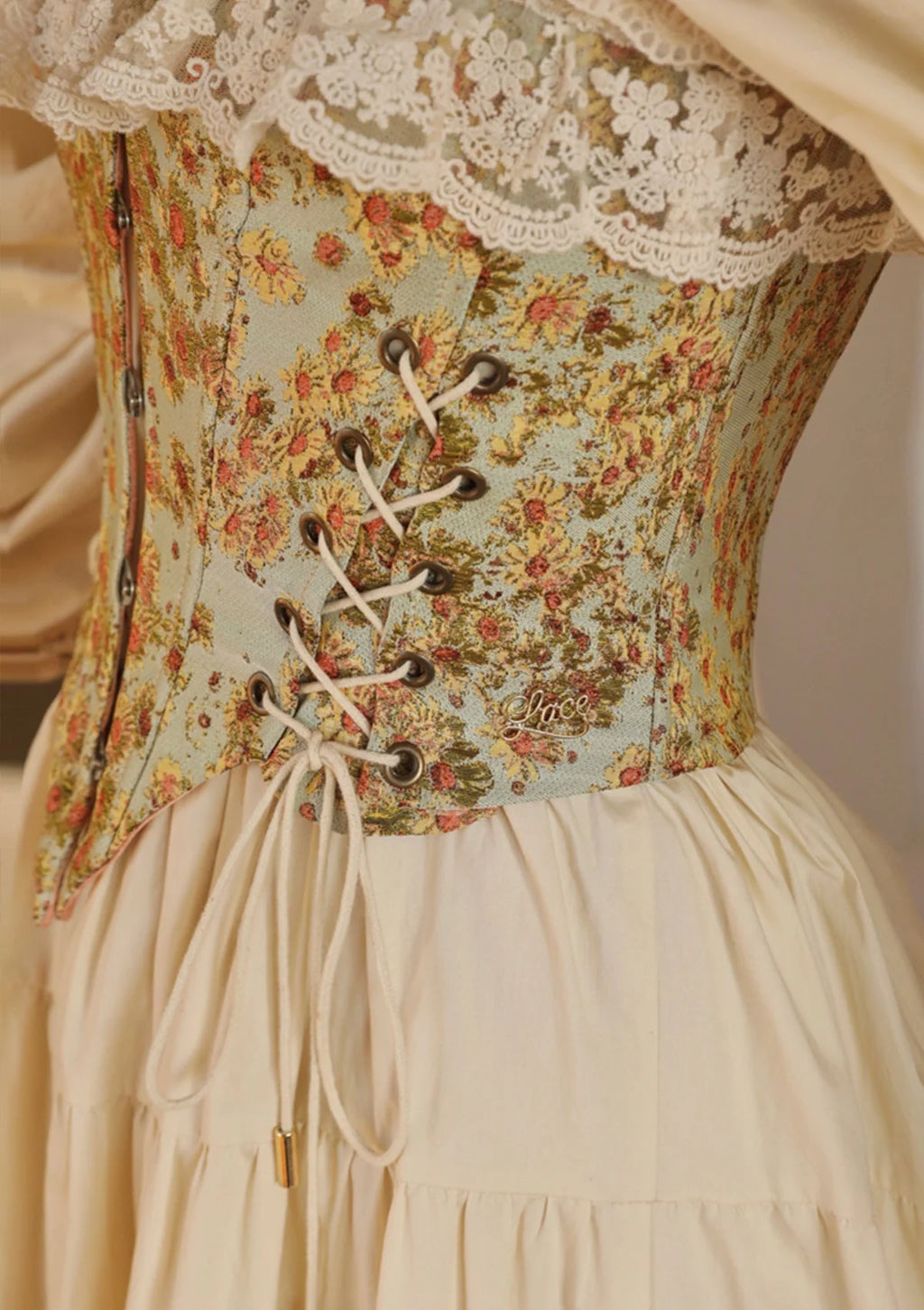 Корсет LaceMade от лимитираната Van Gogh Collection