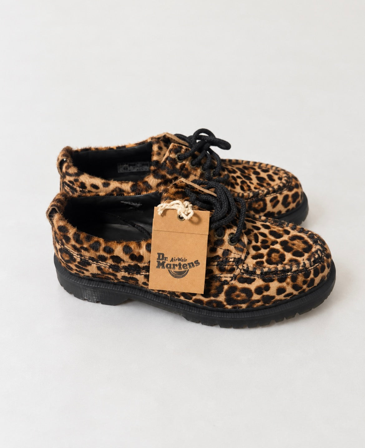 Dr. Martens – Леопардови обувки с косъм
