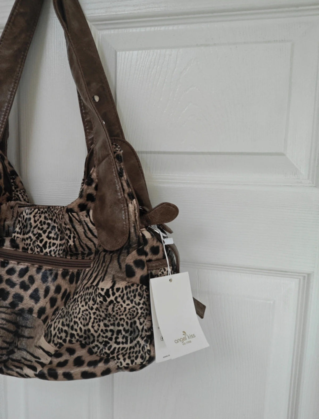 Angel Kiss leopard print hobo чанта