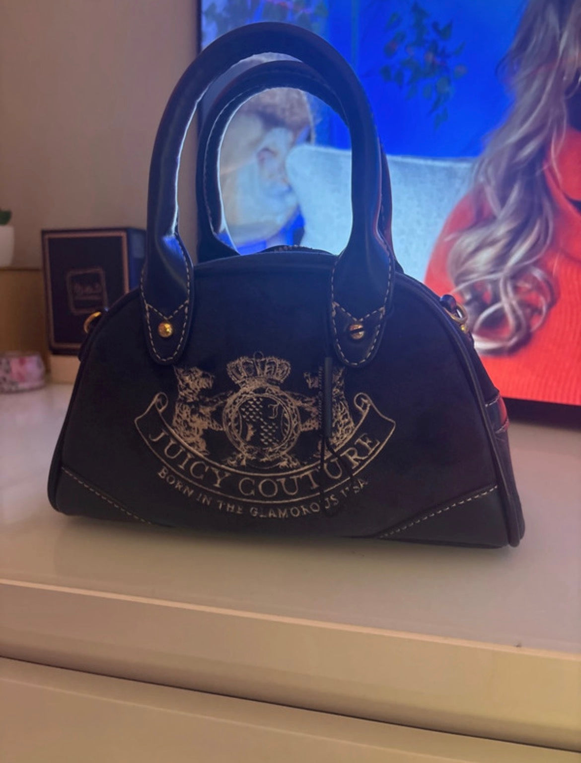 Juicy Couture Navy Crest Mini Bowler чанта