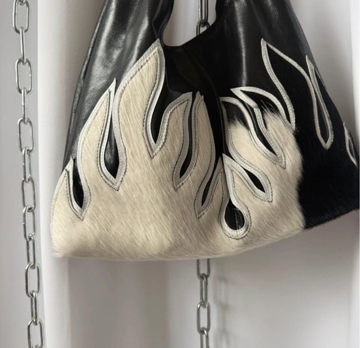 Vintage Flame Hobo чанта с естествен косъм