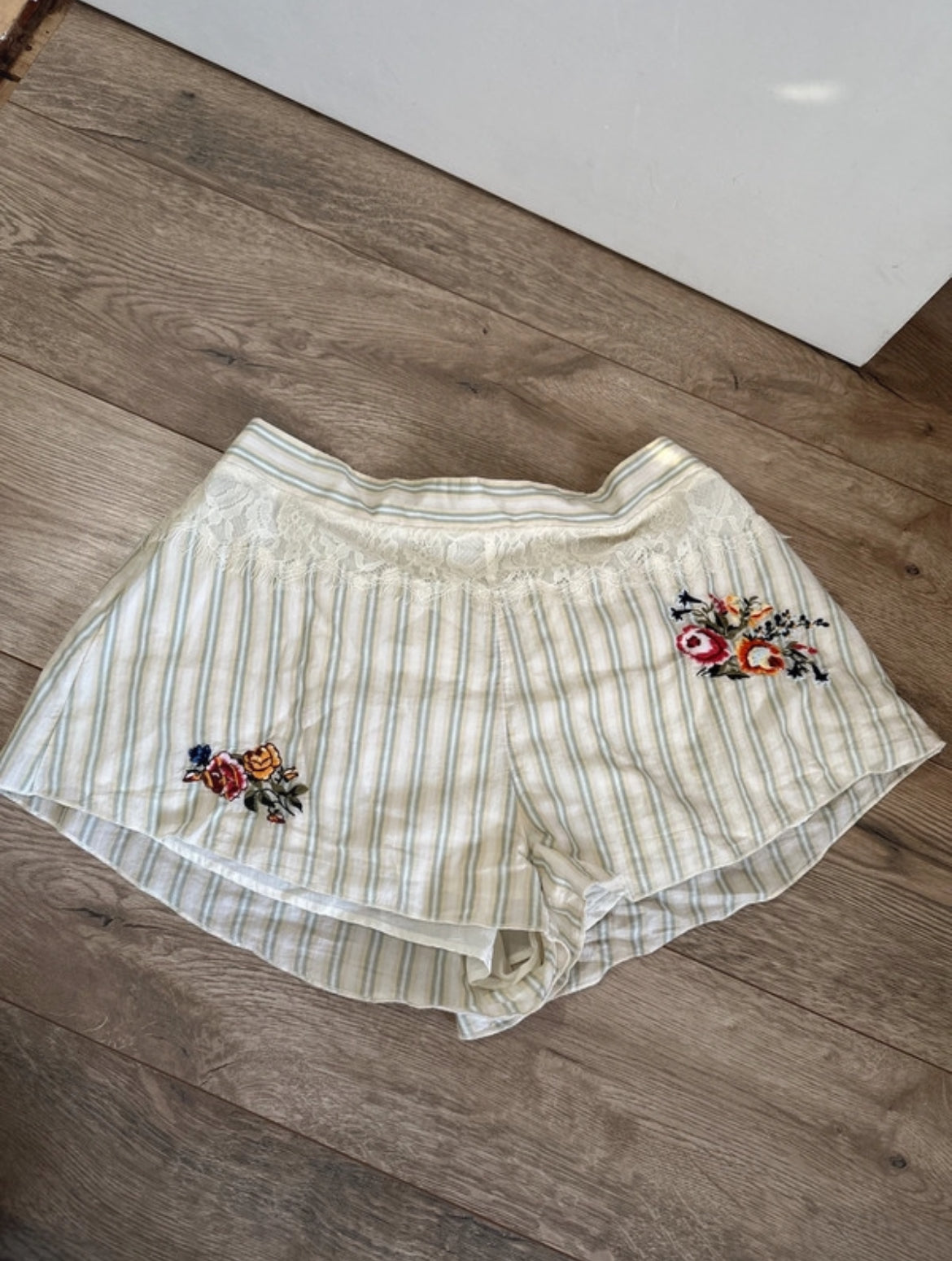 Kimchi & Blue embroidered бохо комплект