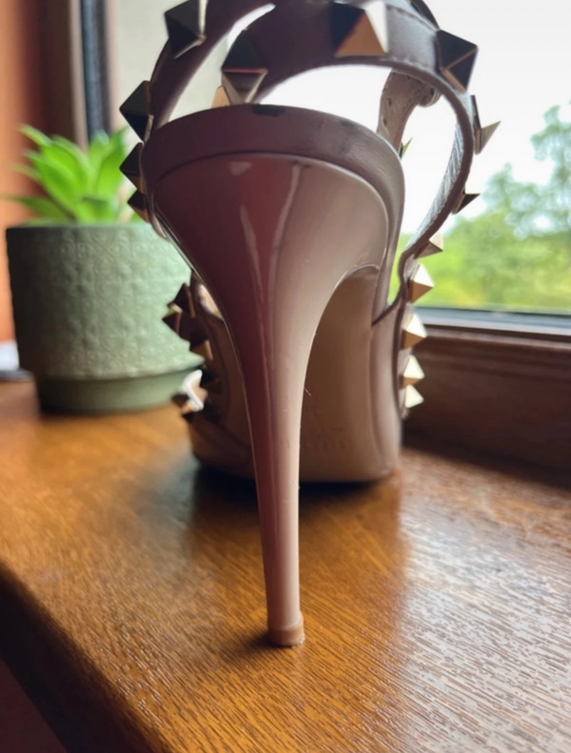 Valentino Garavani Rockstuds обувки на ток - 38