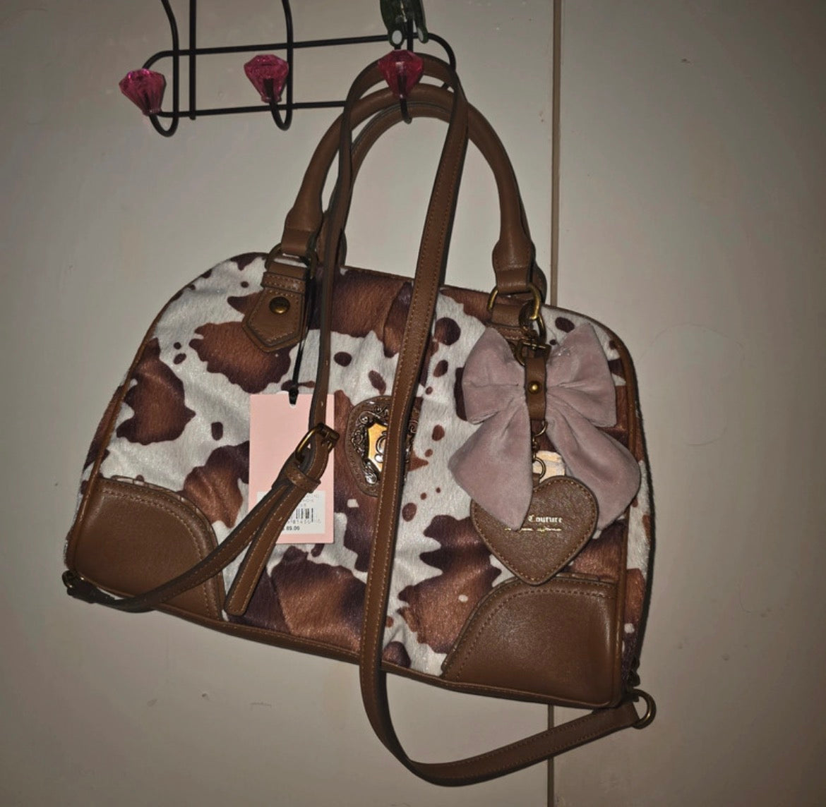 Juicy Couture Cow Print Bowler чанта