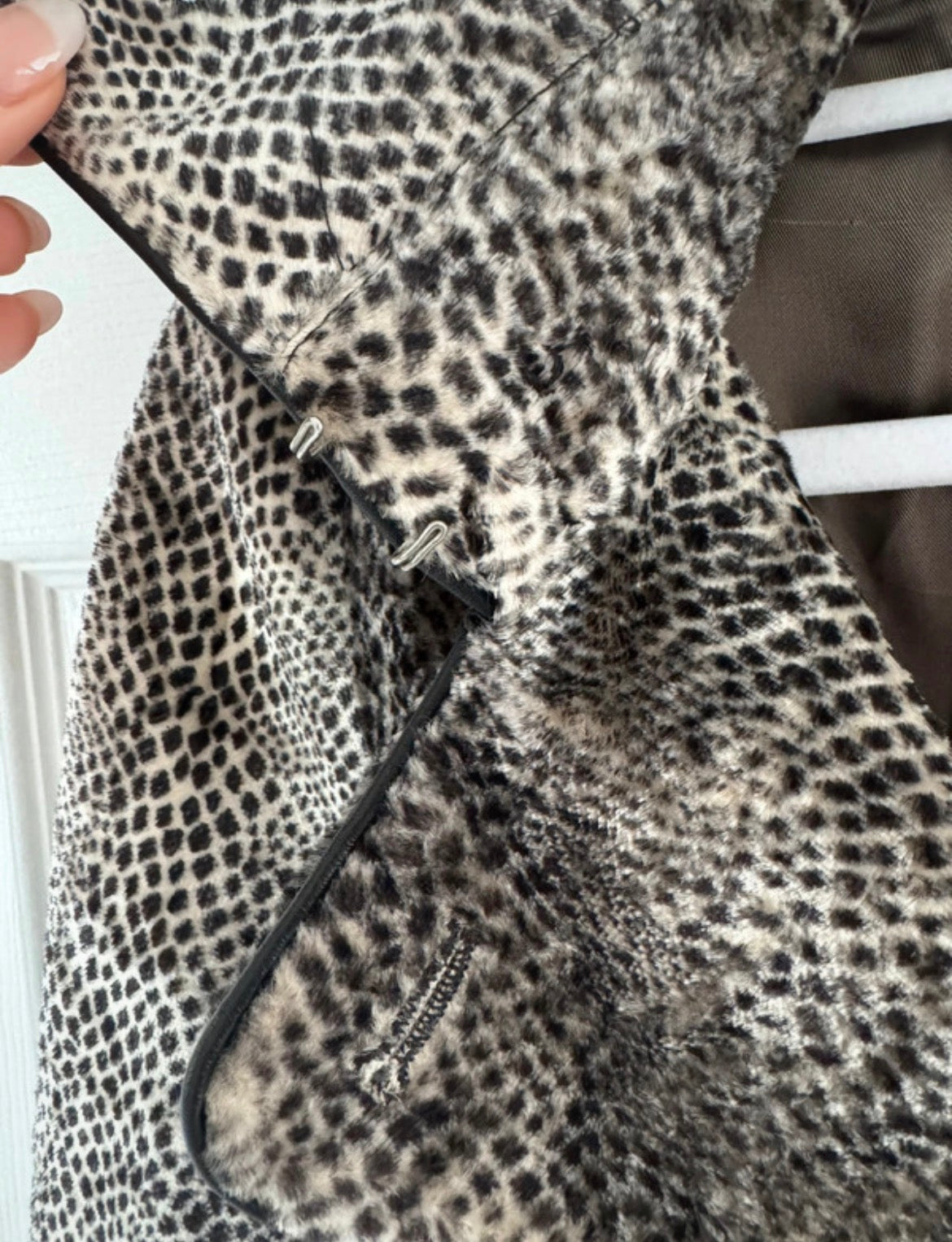 Vintage Karen Millen дълго палто със змийски принт и колан