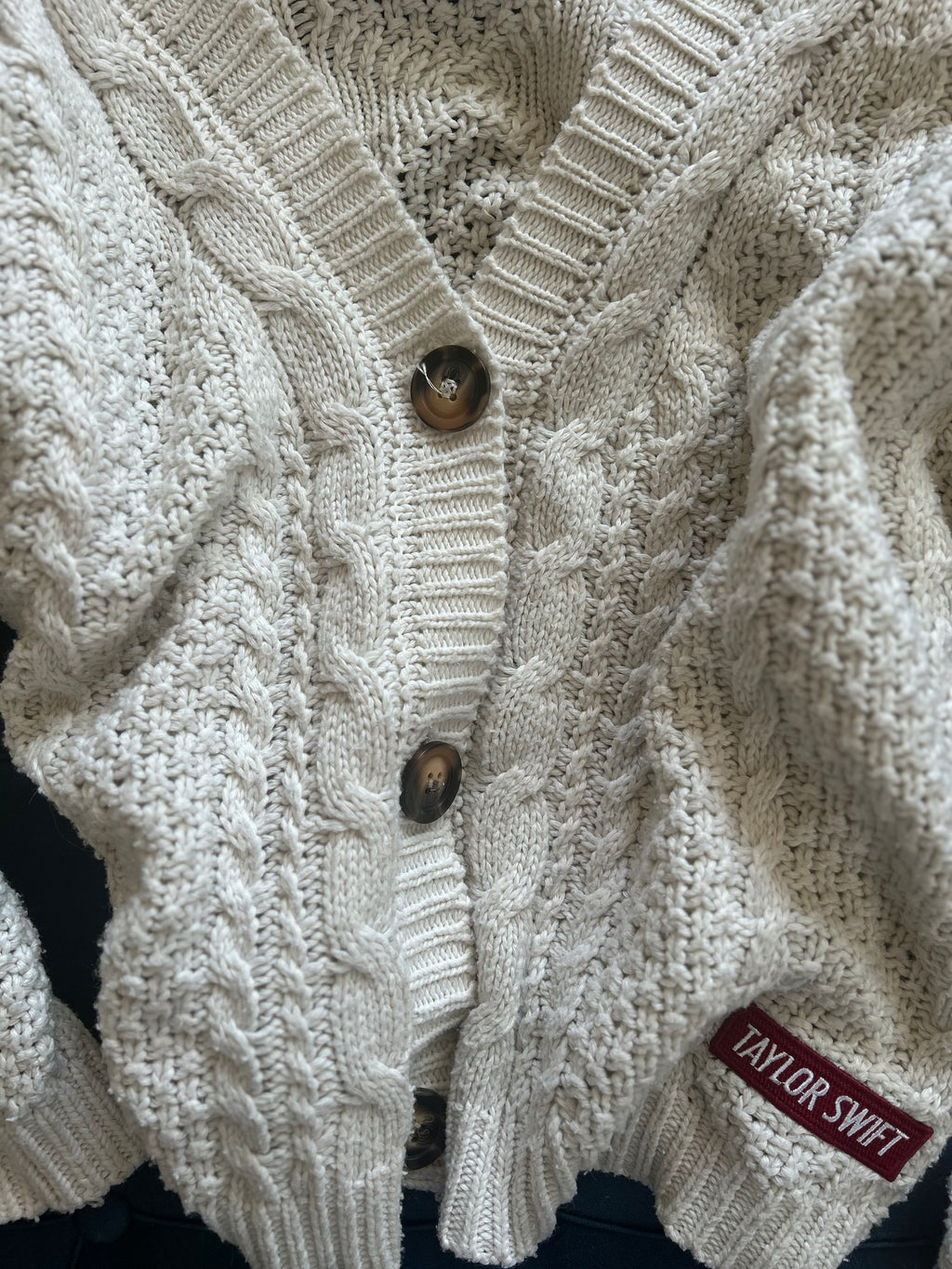 Официален Taylor Swift – Red (Taylor’s Version) Cardigan