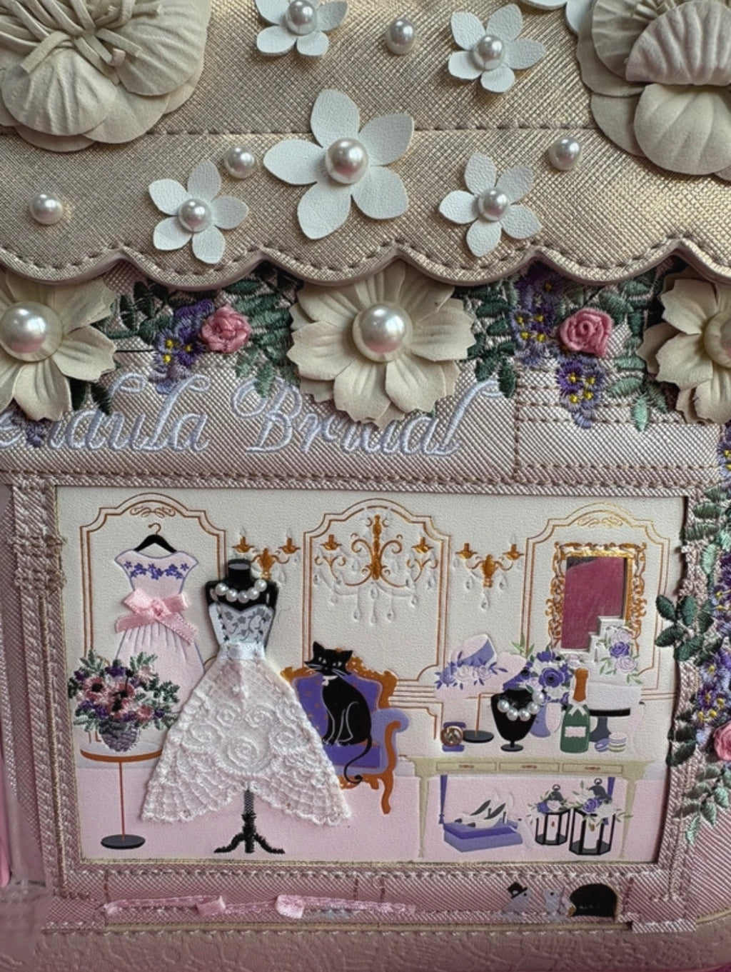 Лимитирана дизайнерска чанта Vendula London – The Wedding Shop