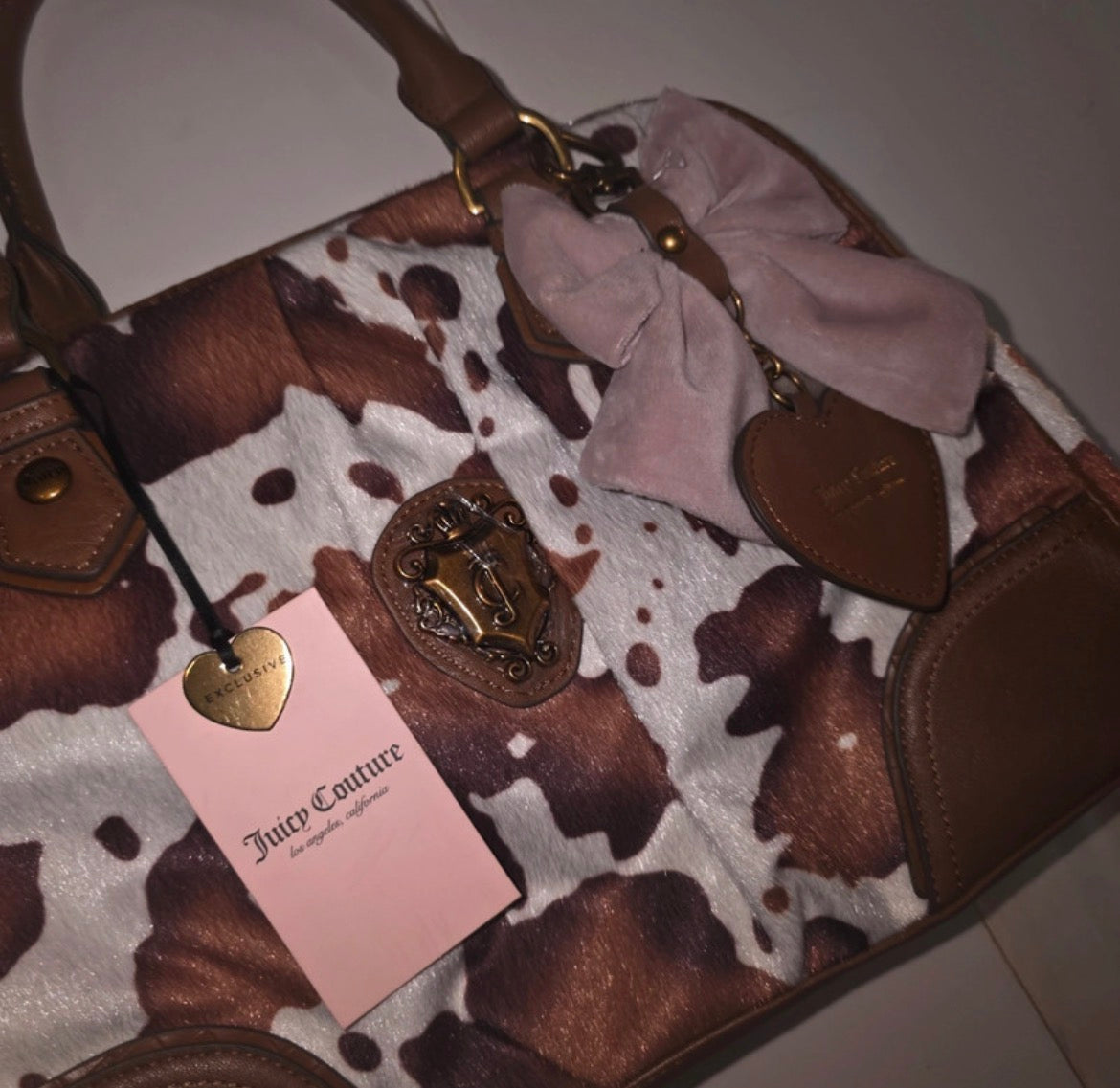Juicy Couture Cow Print Bowler чанта