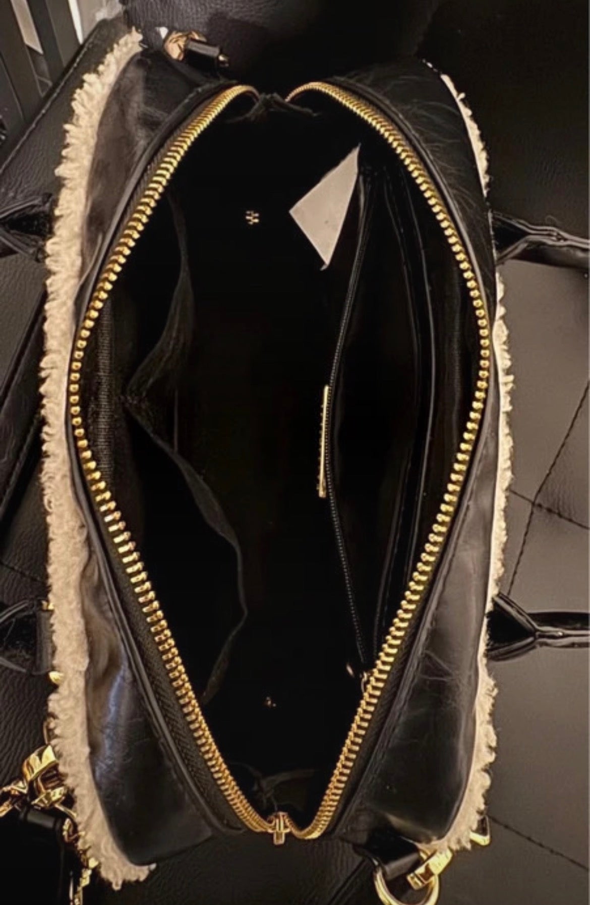 Steve Madden Faux Leather Teddy Trim чанта