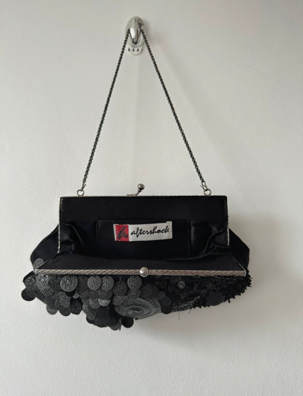Vintage Aftershock Y2K Embellished Clutch чанта