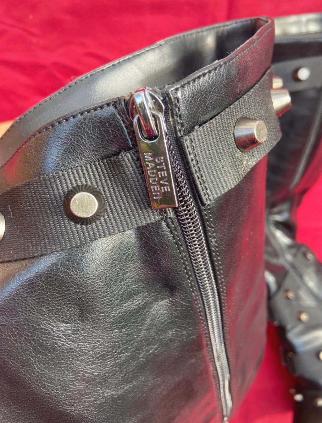 Steve Madden Finkle Studded Knee-High ботуши - 39
