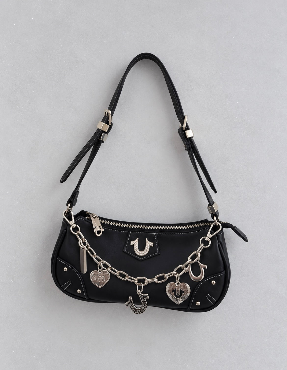 True Religion Black Charm Shoulder чанта
