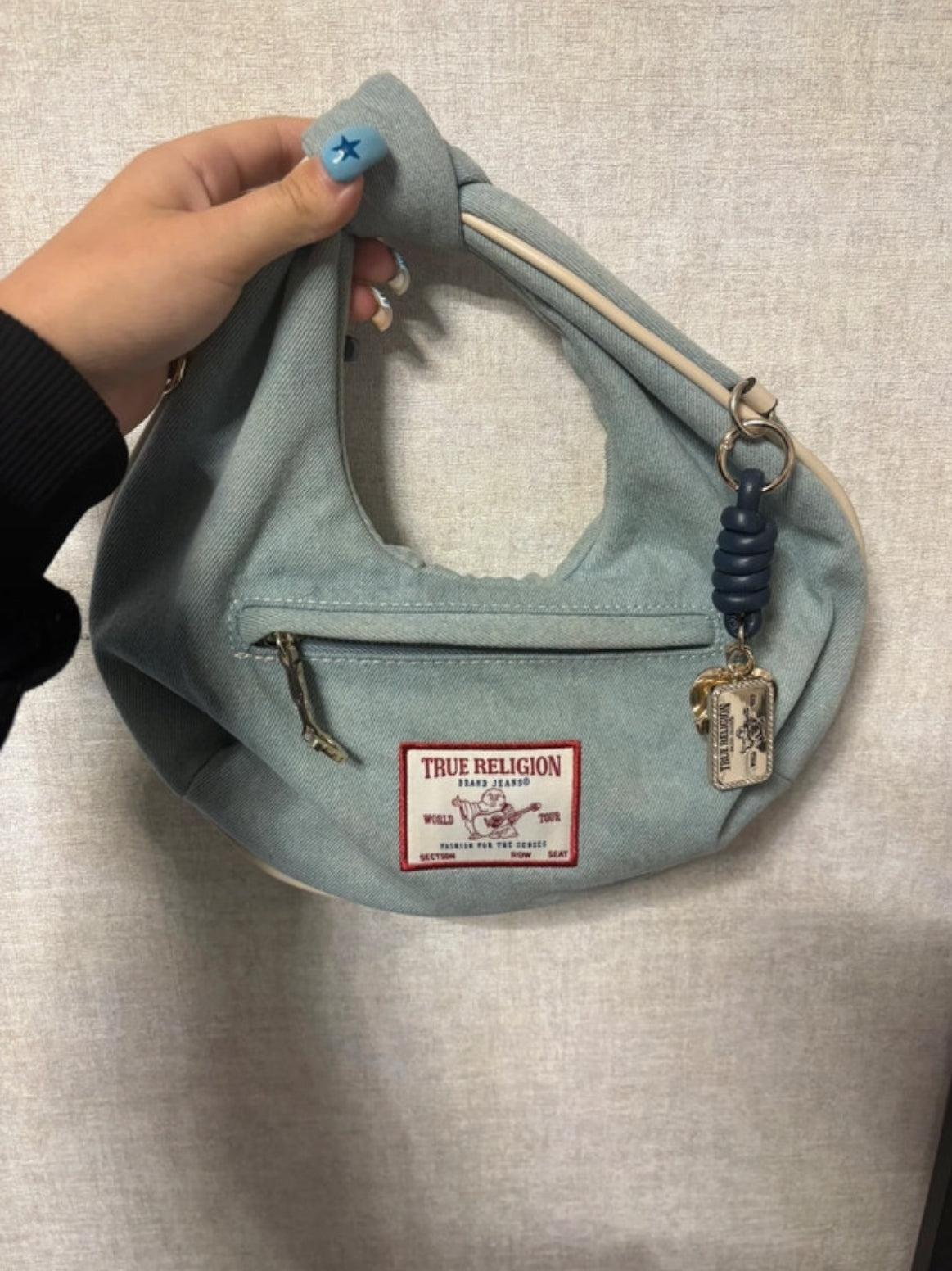 True Religion shoulder bag в светлосин denim