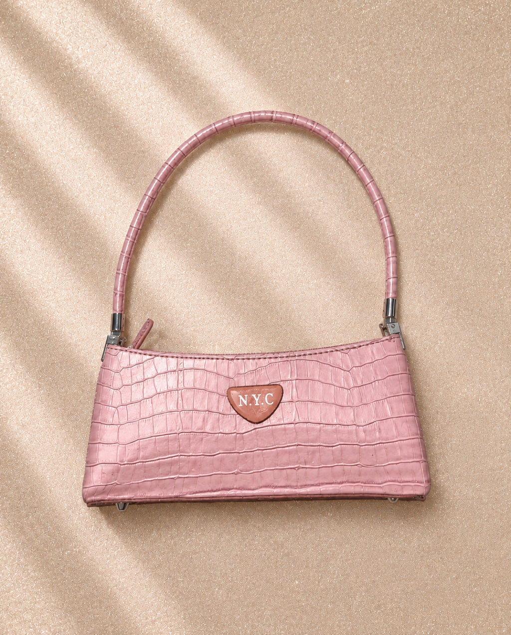 Vintage N.Y.C. pink croc shoulder чанта