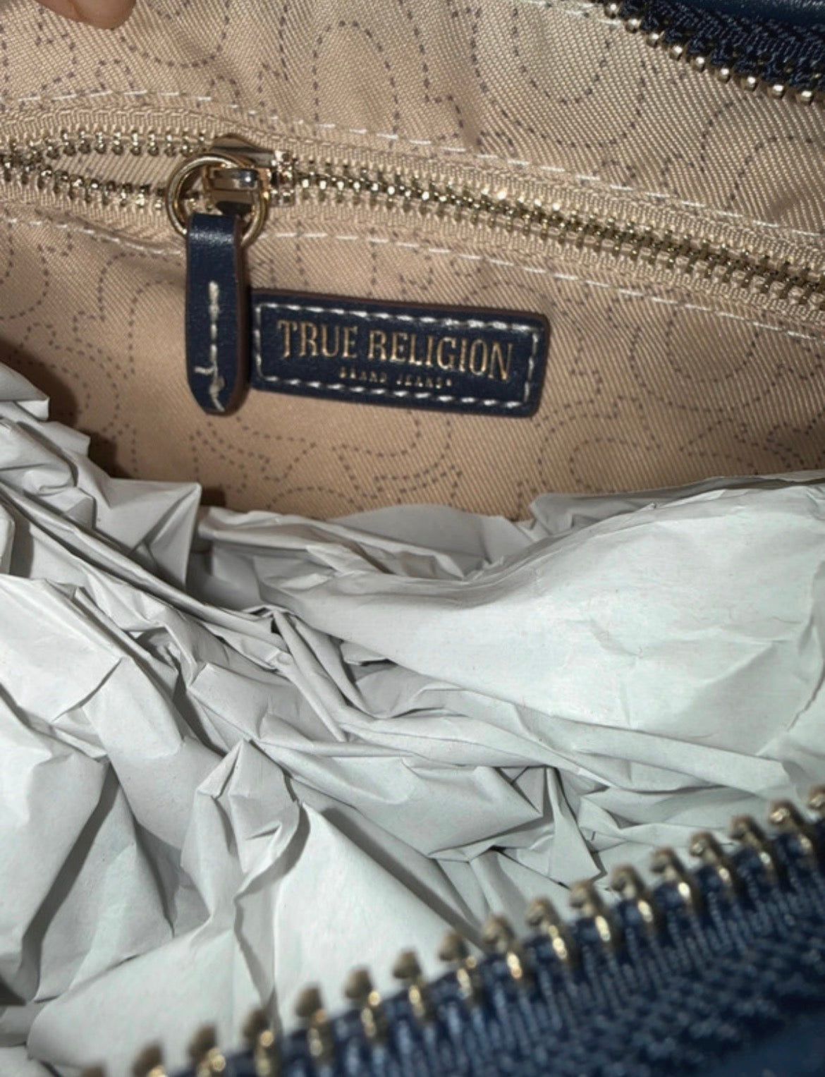 True Religion Y2K синя чанта със златисти верижки и висулки