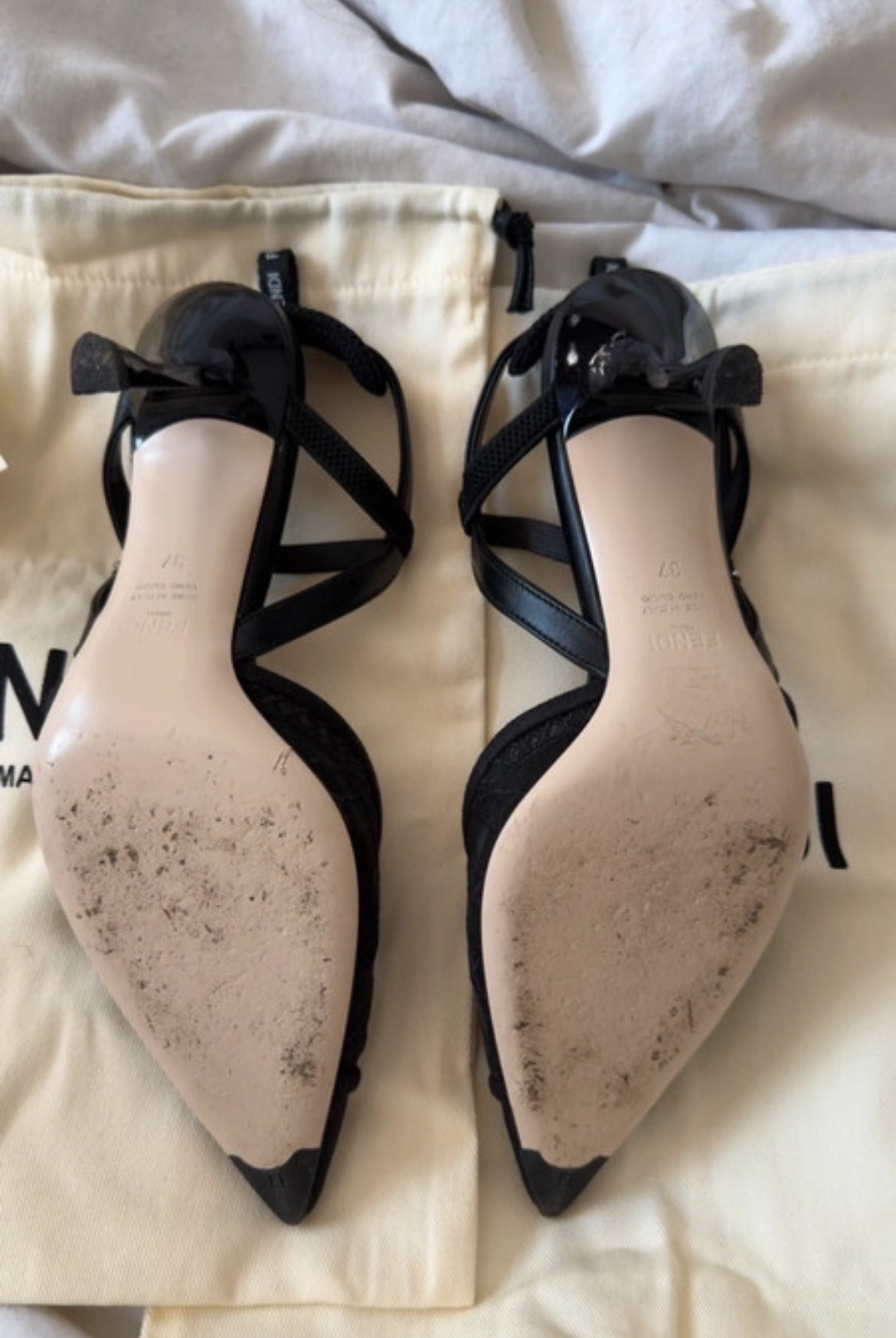 Fendi Colibrì Slingback обувки на ток