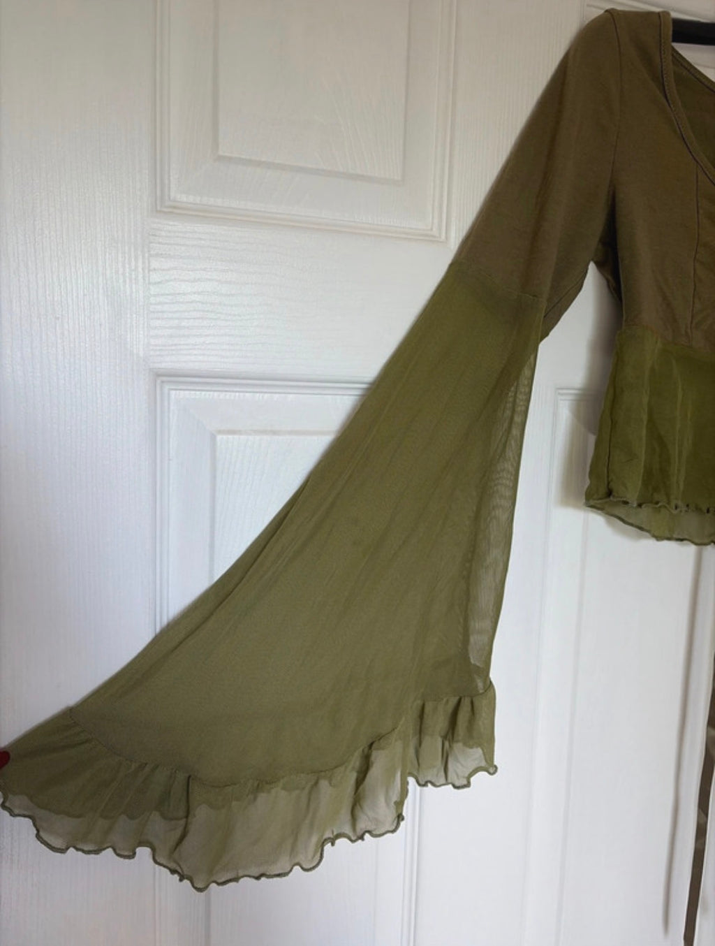 Olive Green Fairycore Lace-Up Bell Sleeve топ