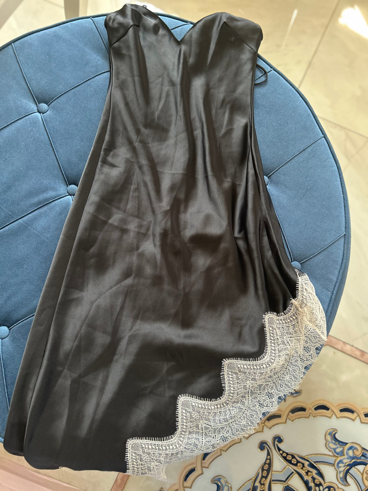 Елегантна ZARA satin slip dress