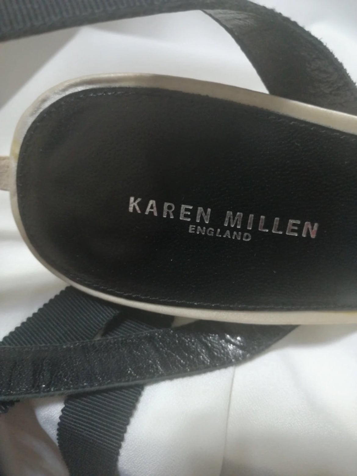 Обувки на ток Karen Millen в кремав цвят - 40
