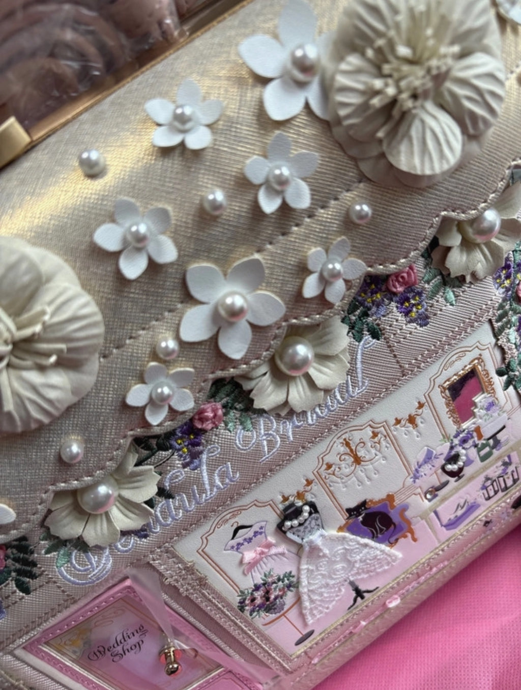 Лимитирана дизайнерска чанта Vendula London – The Wedding Shop