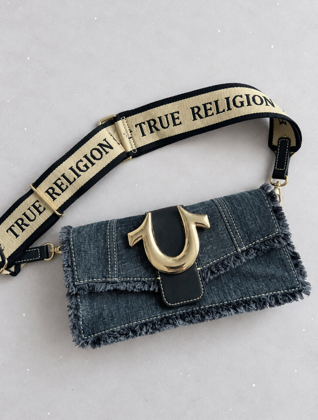 True Religion denim shoulder чанта