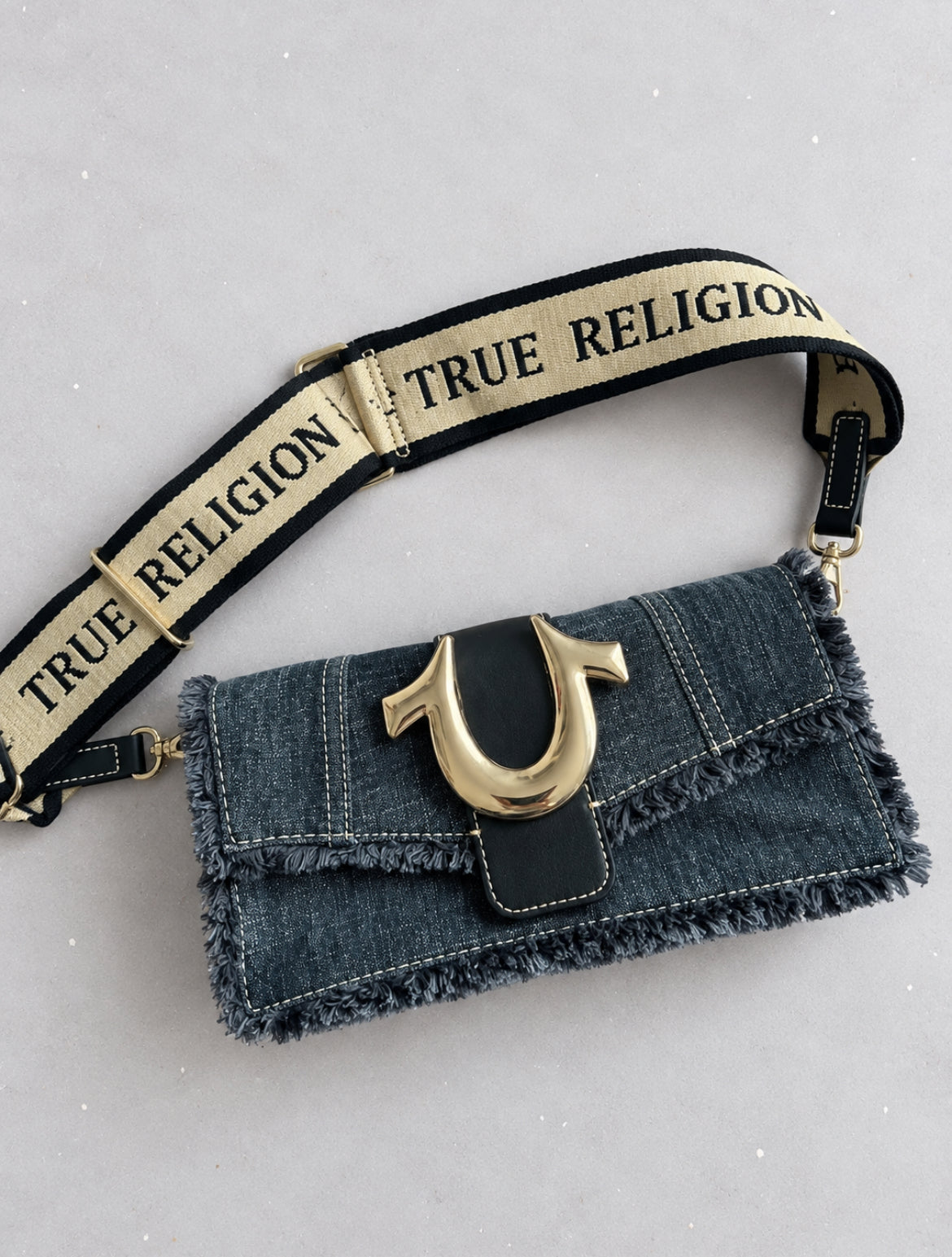 True Religion denim shoulder чанта