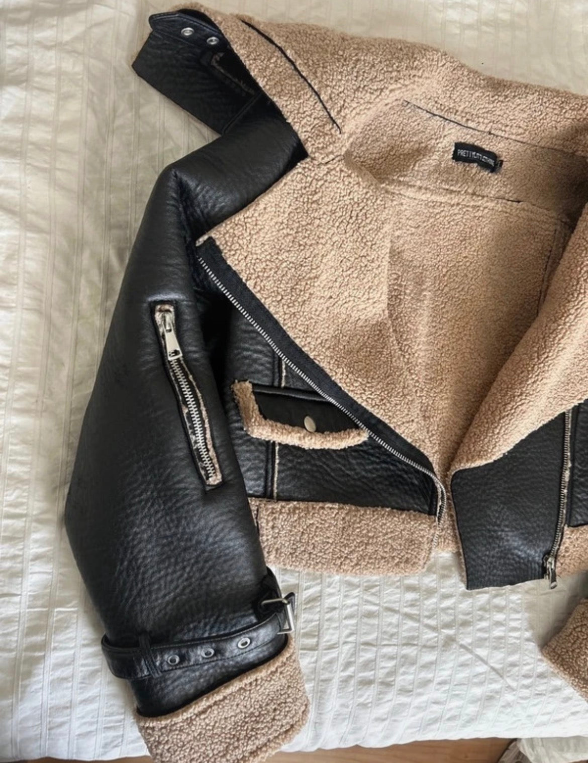 PrettyLittleThing Aviator яке с кожен ефект и пухкава подплата