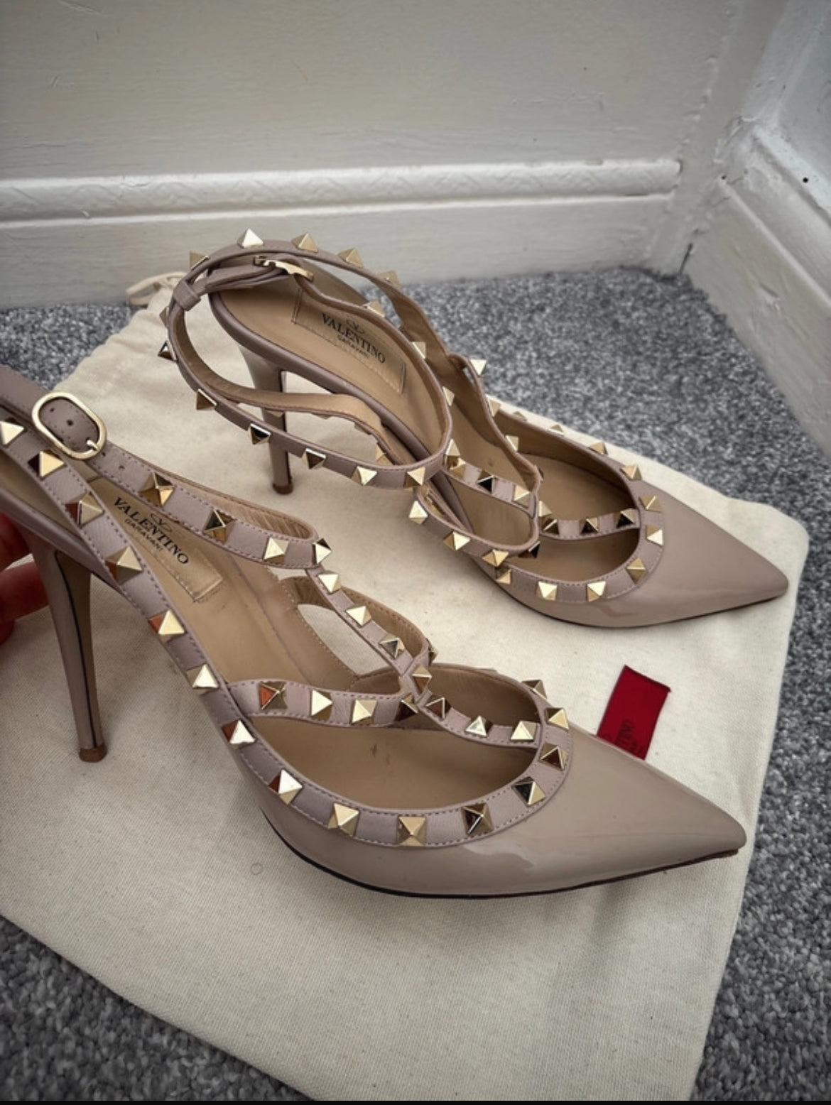 Valentino Garavani Rockstud обувки на ток - 40,5