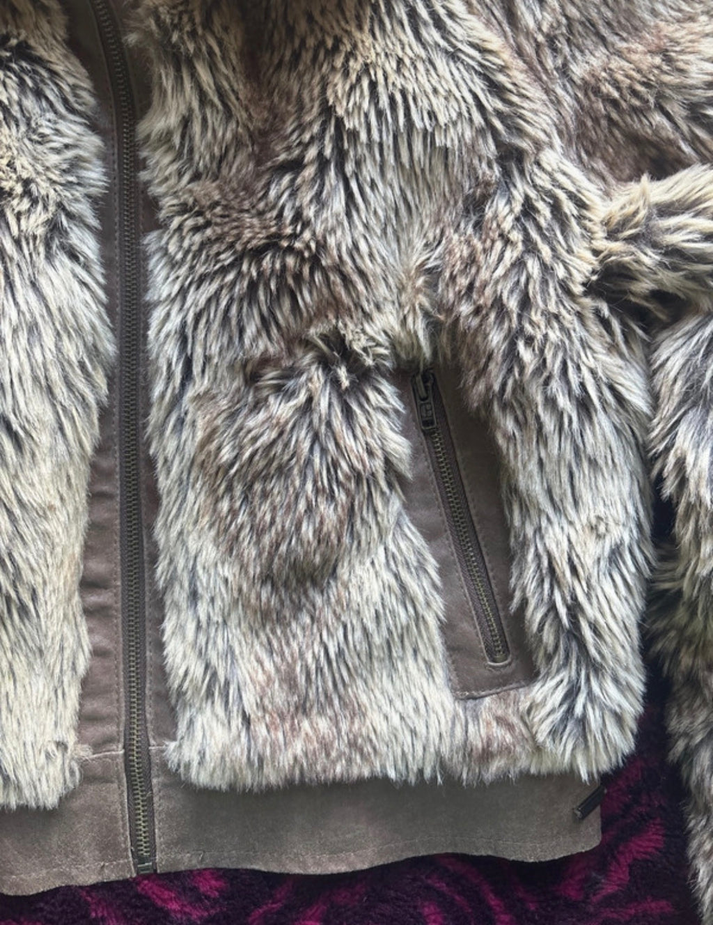 Crafted Cropped Faux Fur яке
