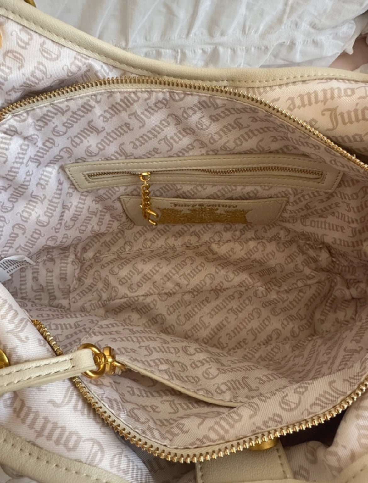 Рядка Juicy Couture faux fur чанта