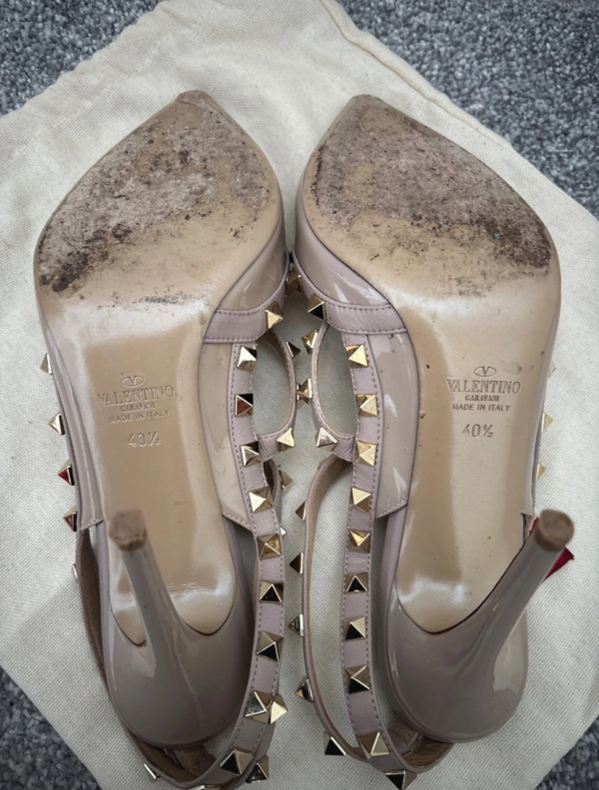 Valentino Garavani Rockstud обувки на ток - 40,5