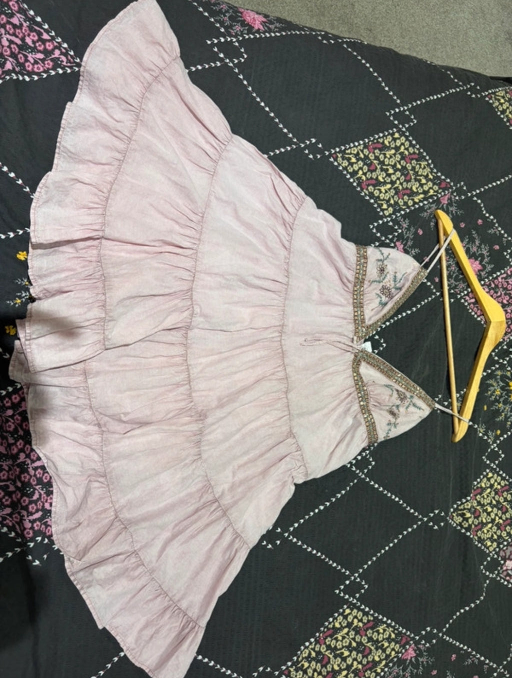 Kimchi Blue Maddie embroidered babydoll мини рокля