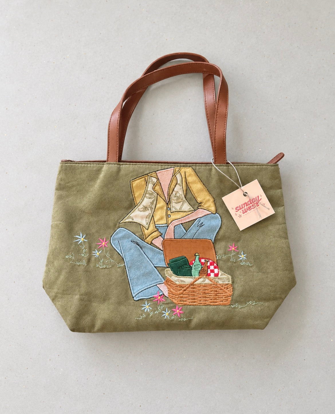 Longaberger Embroidered Picnic Tote чанта