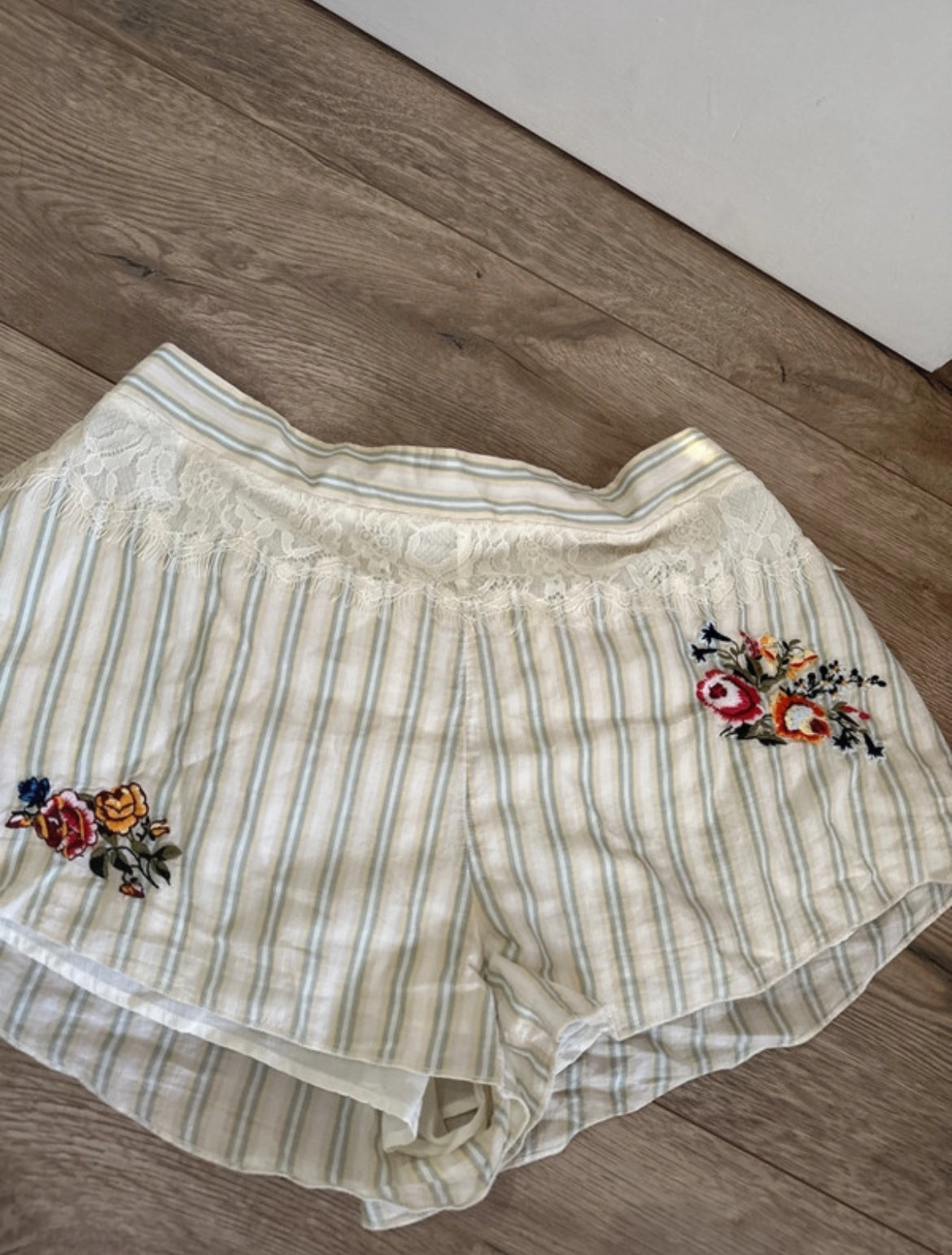 Kimchi & Blue embroidered бохо комплект