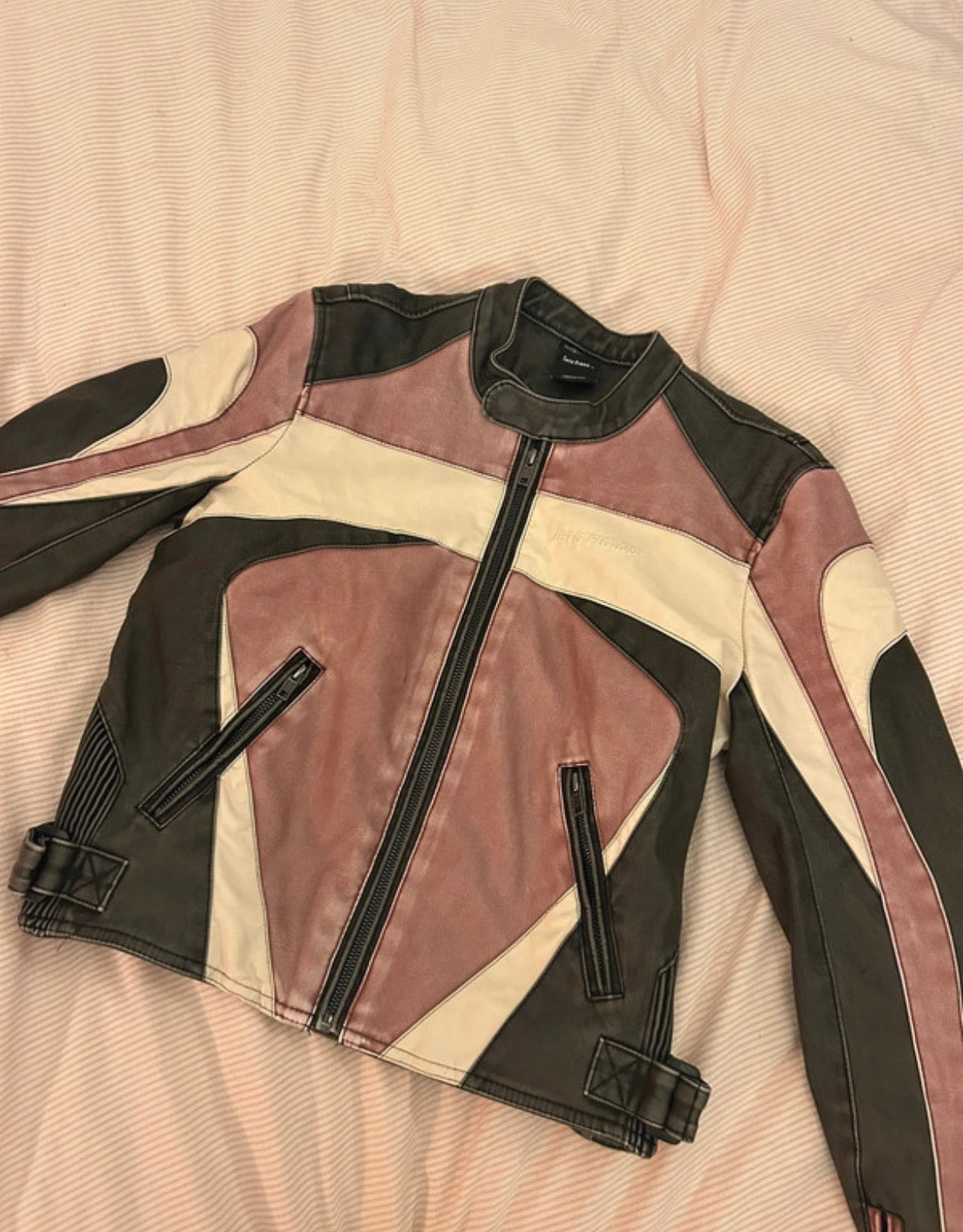 Urban Outfitters Y2K Racer кожено яке