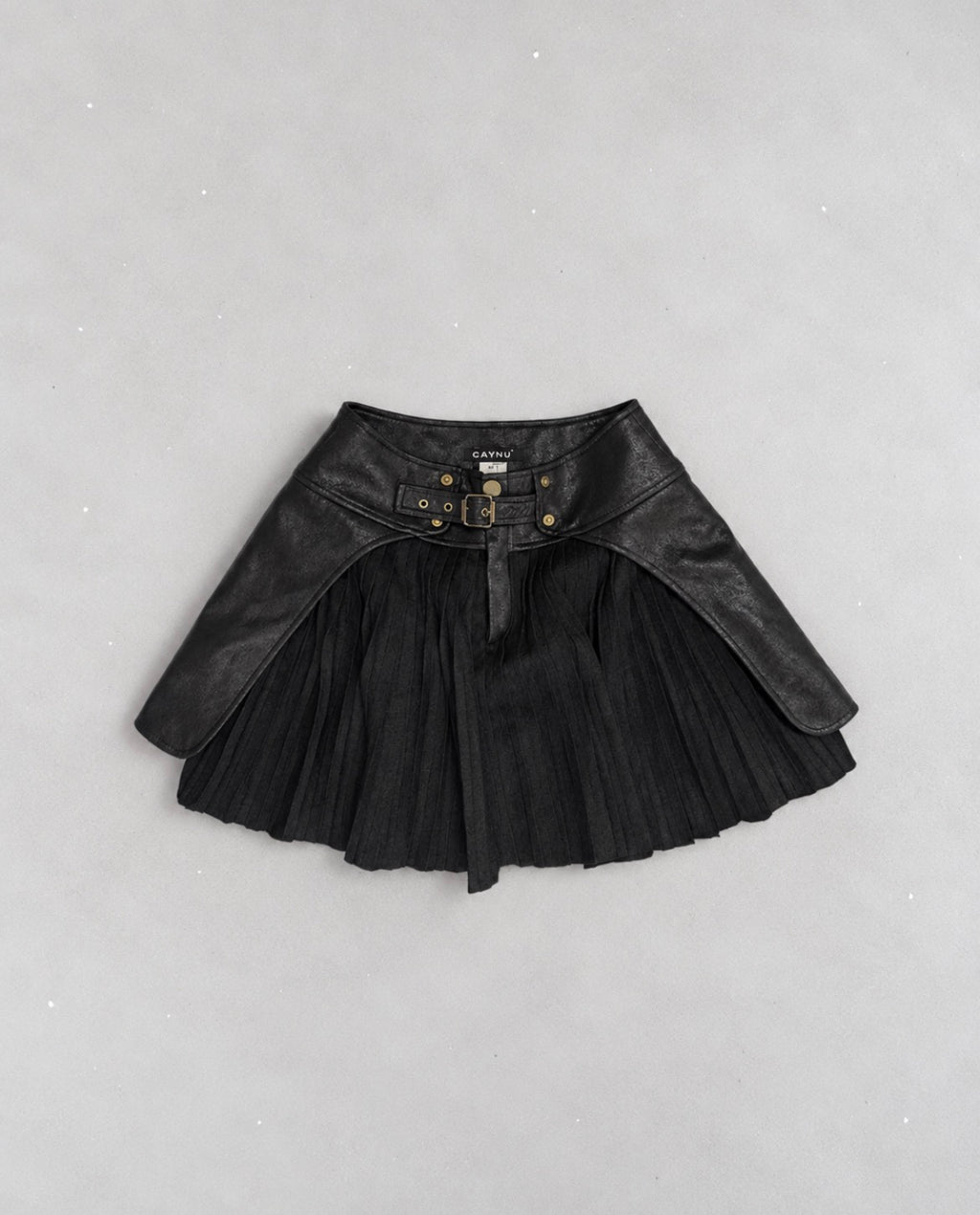 CAYNU Faux Leather & Pleated пола