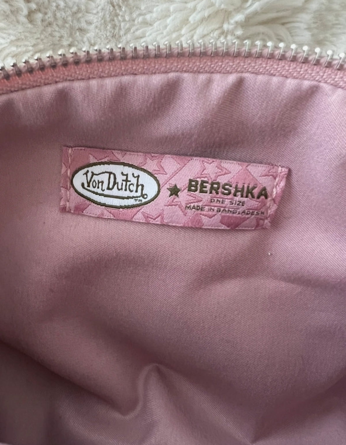 Von Dutch x Bershka Limited Edition Barrel чанта