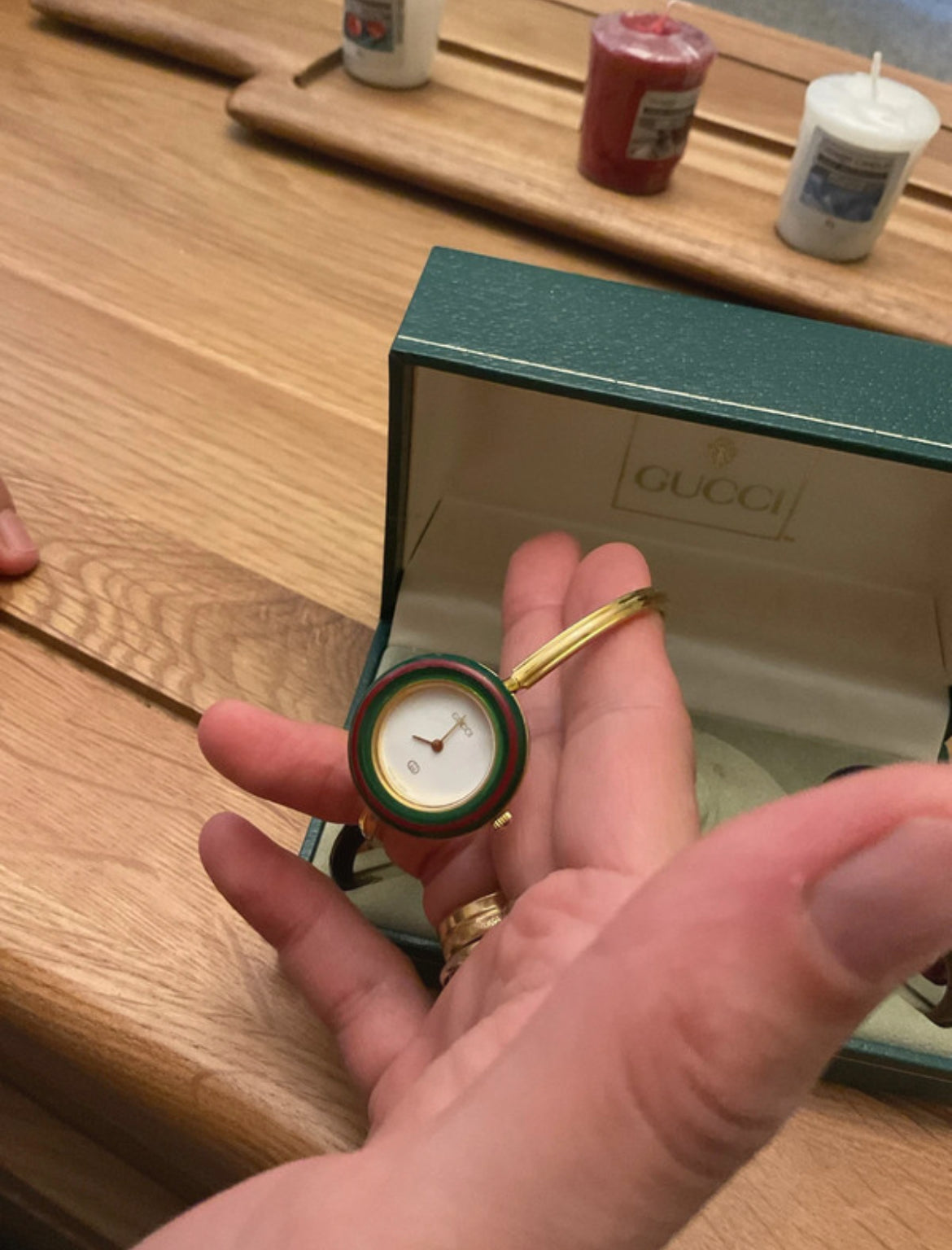 Vintage Gucci Change Bezel Watch – емблематичен винтидж модел на Gucci със сменяеми цветни безели