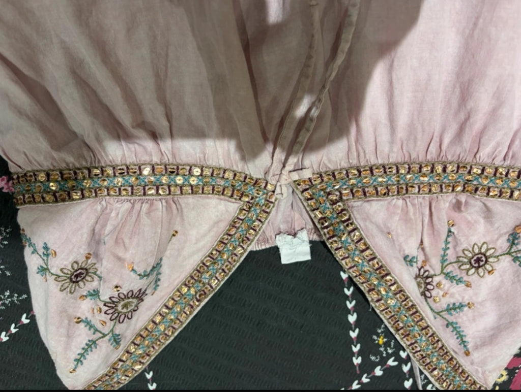 Kimchi Blue Maddie embroidered babydoll мини рокля