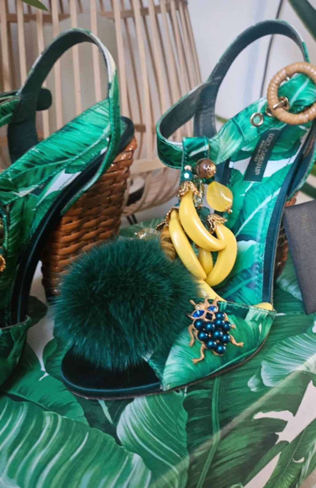 Редки дизайнерски сандали Dolce & Gabbana от емблематичната Tropical колекция