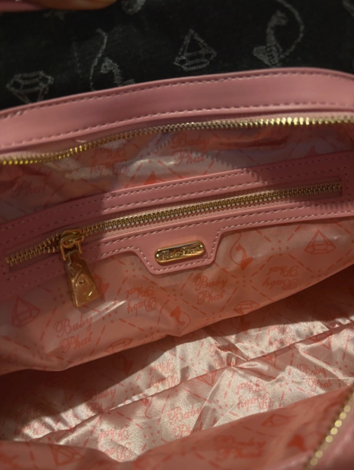 Baby Phat statement чанта в розово