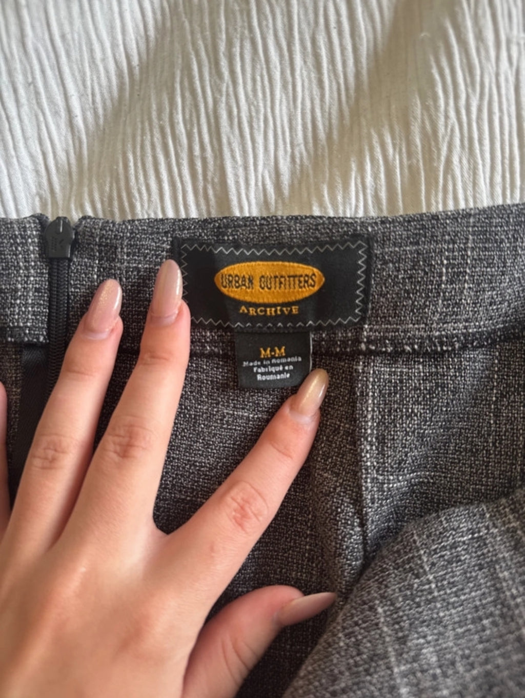 Мини пола Urban Outfitters с карирана текстура