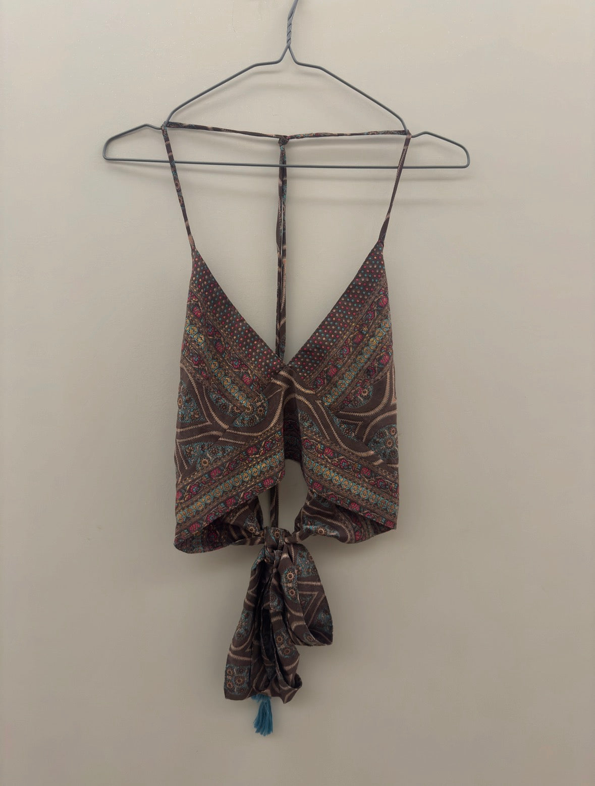 Paisley копринен halter топ