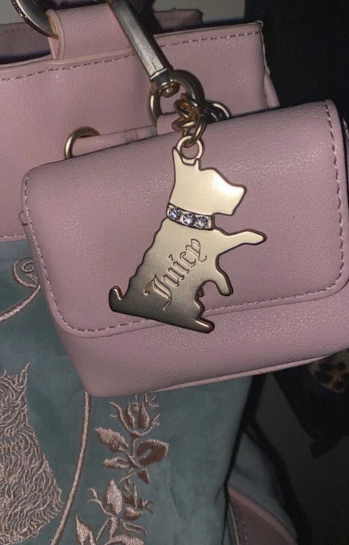 Juicy Couture Daydreamer чанта в розово и тюркоазено