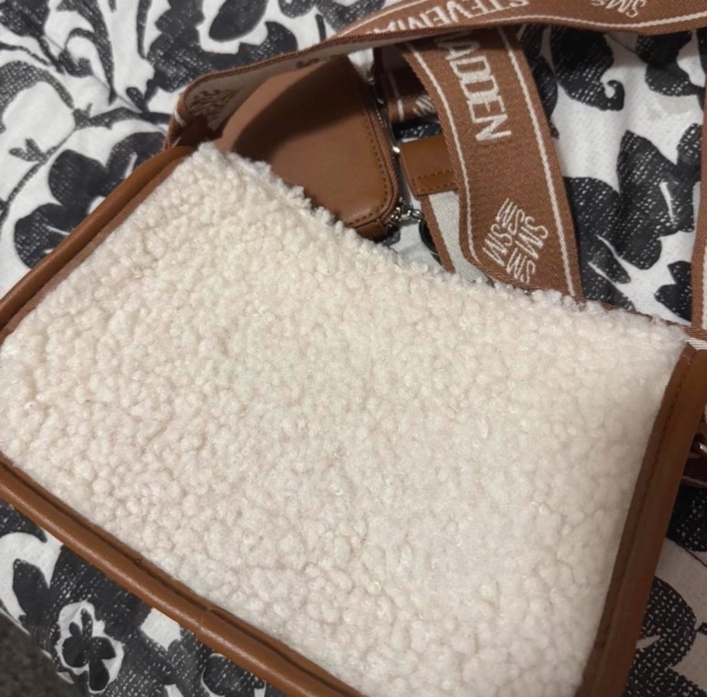 Чанта Steve Madden с teddy текстура
