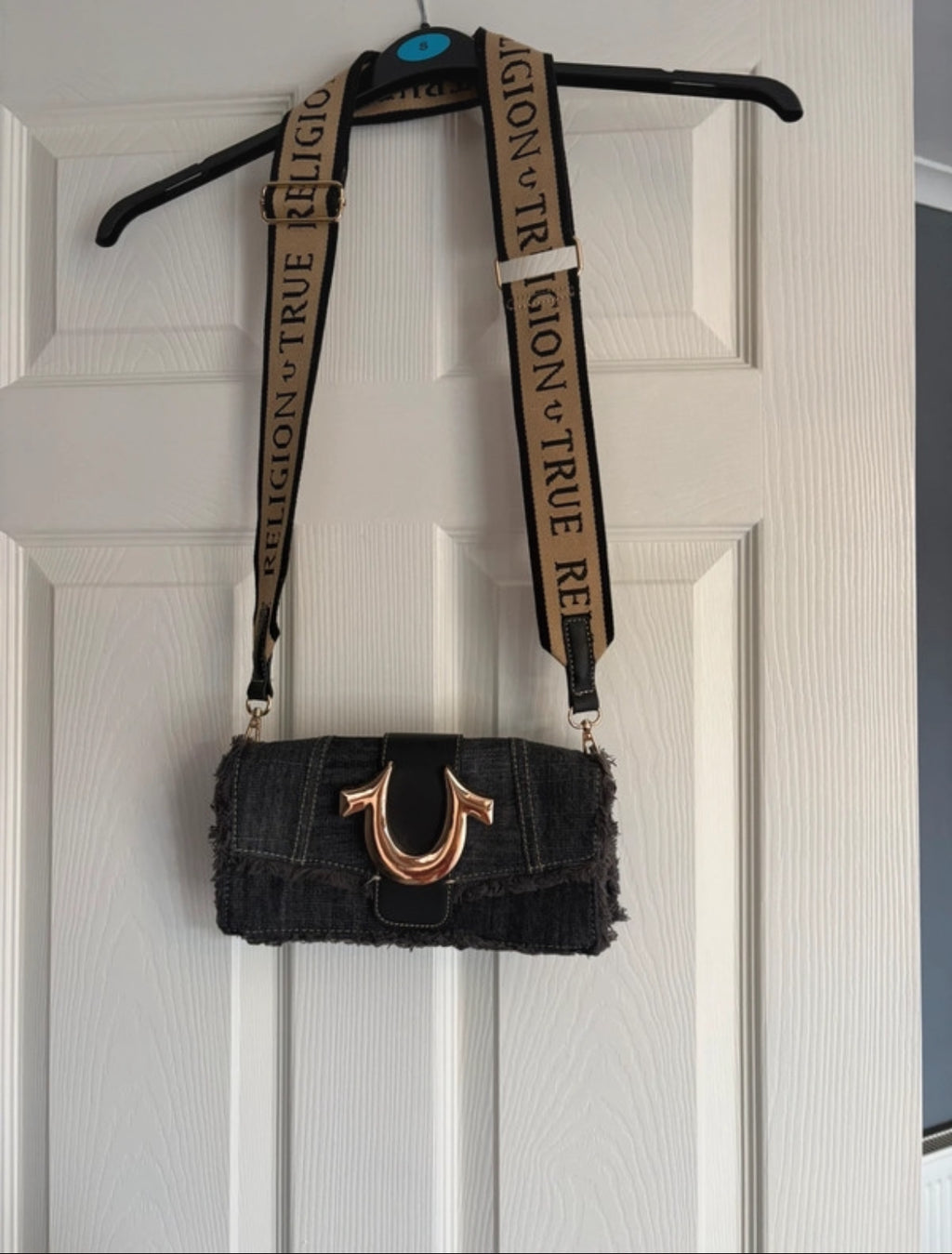 True Religion мини crossbody чанта
